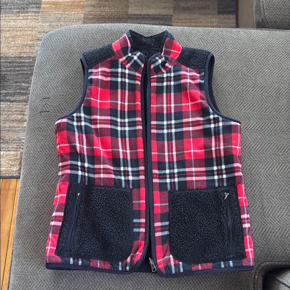 Plaid Fleece Vest - Red and Black